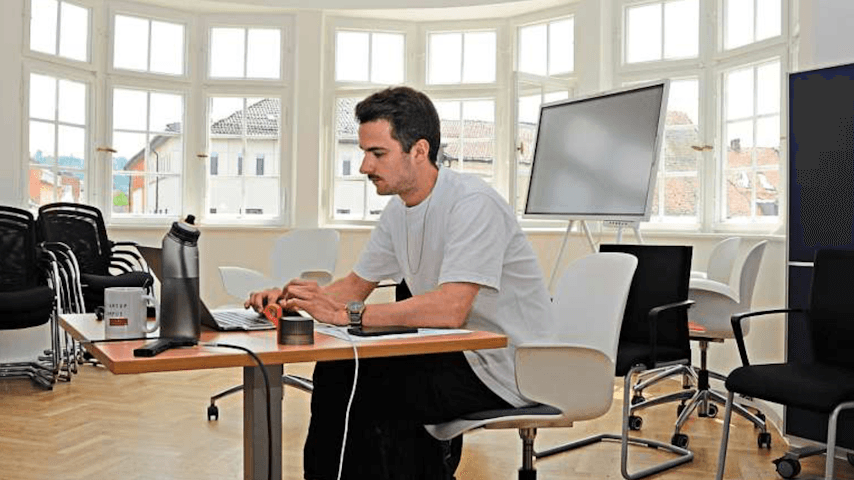 Gründen am Erkerfenster